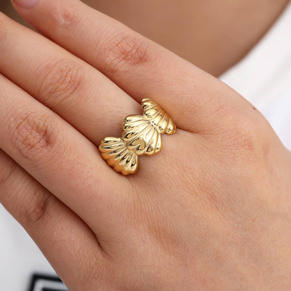 Three Shells Edelstahl Ring