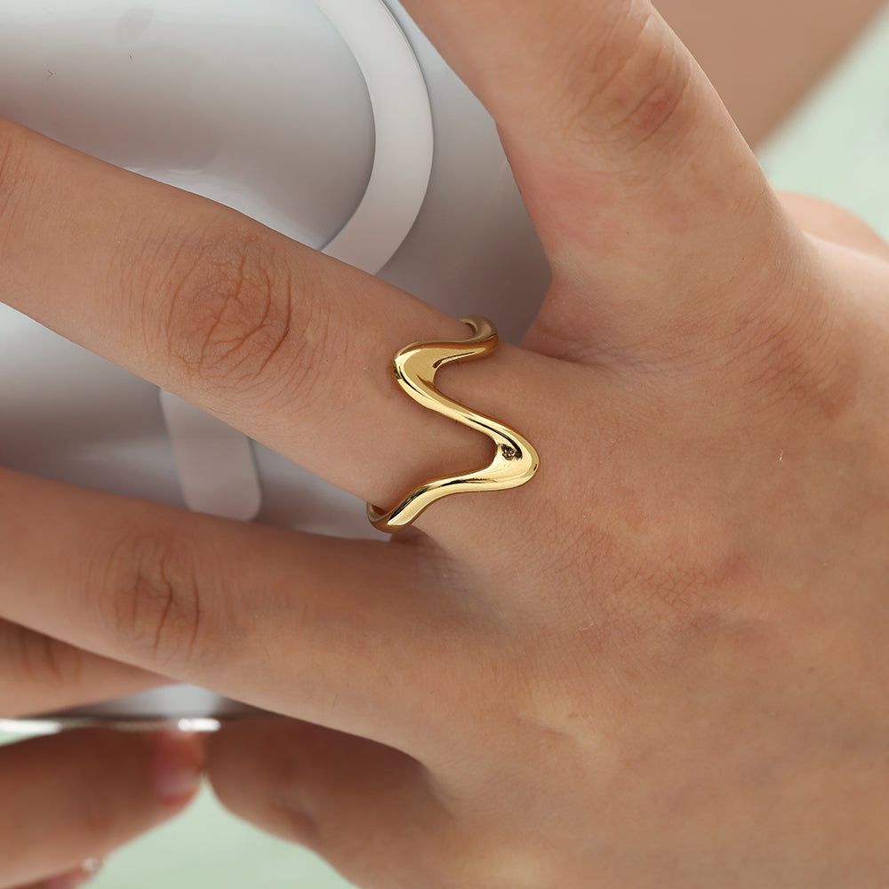 Linea Dore Ring