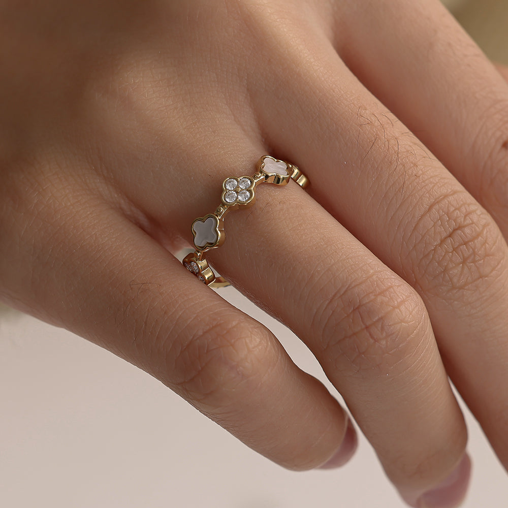 Luna Èlise Ring