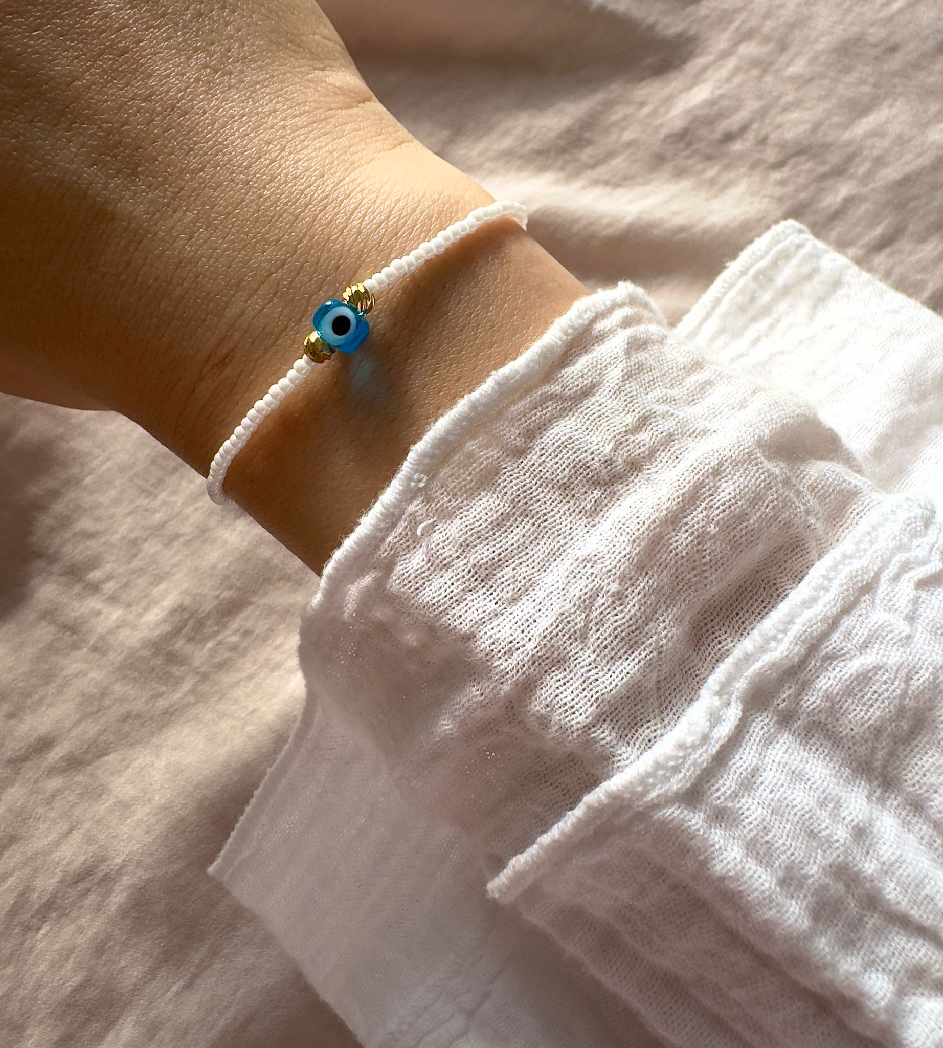 White Pearl Nazar Stein