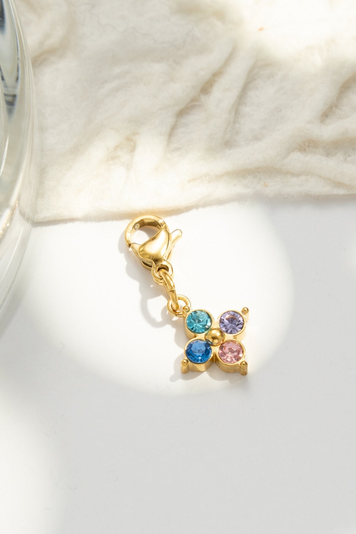 Bunter Kleeblatt Charm